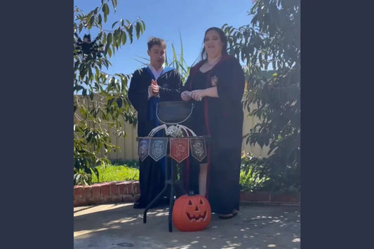 Magical Gender Reveal Idea: Smoke Cauldron Reveal for an Enchanting Celebration 🧙💨